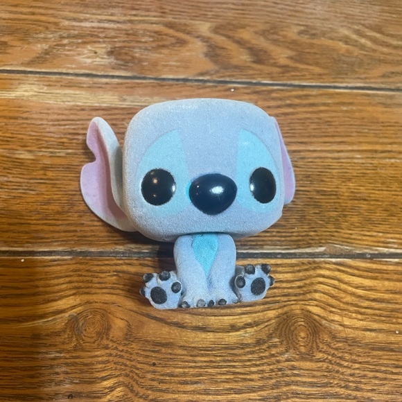 OOB STITCH #159 FLOCKED HOT TOPIC EXCLUSIVE Funko Pop - Picture 2 of 7